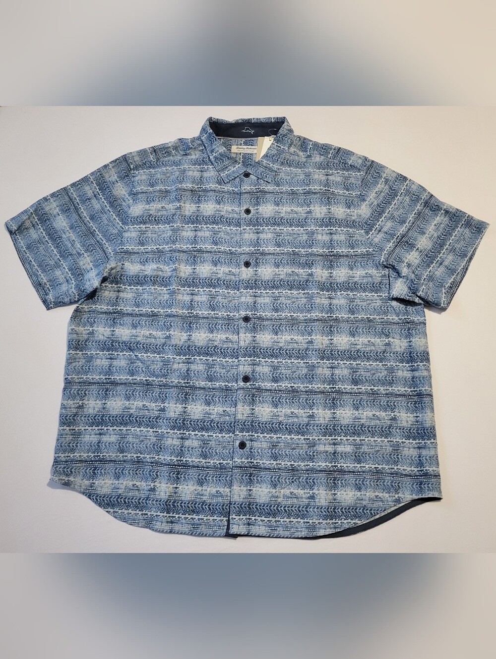 NWT Tommy Bahama The Coconut Point Geometric/Mosaic Print Blue Button Up Shirt